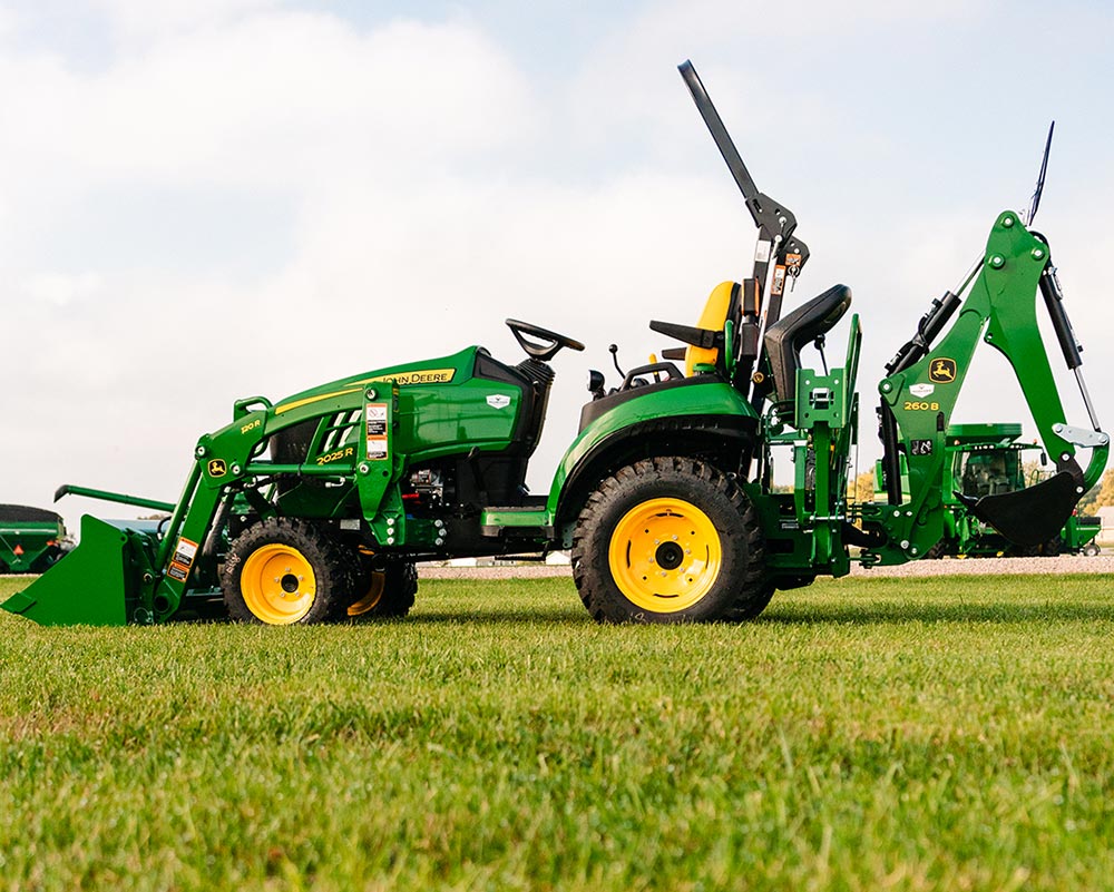 john deere compact tractor package at Prairie State Tractor Lacon IL dealership